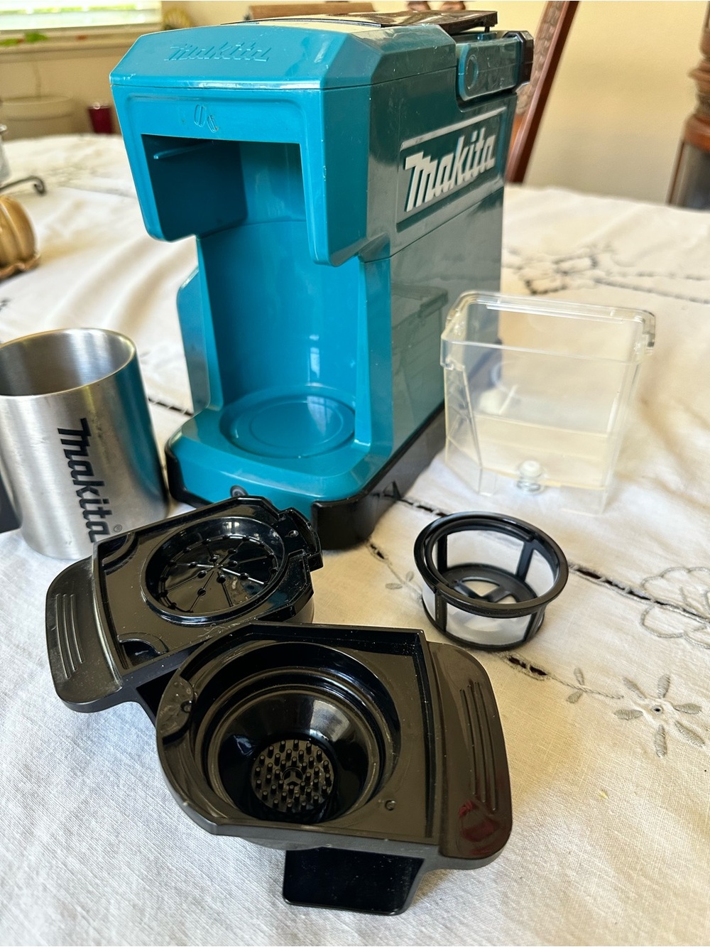 Makita Teal Portable Coffee Maker - Teal